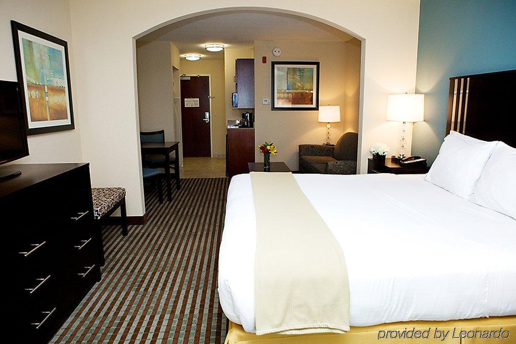 Holiday Inn Express & Suites Youngstown West I 80, An Ihg Hotel Cameră foto