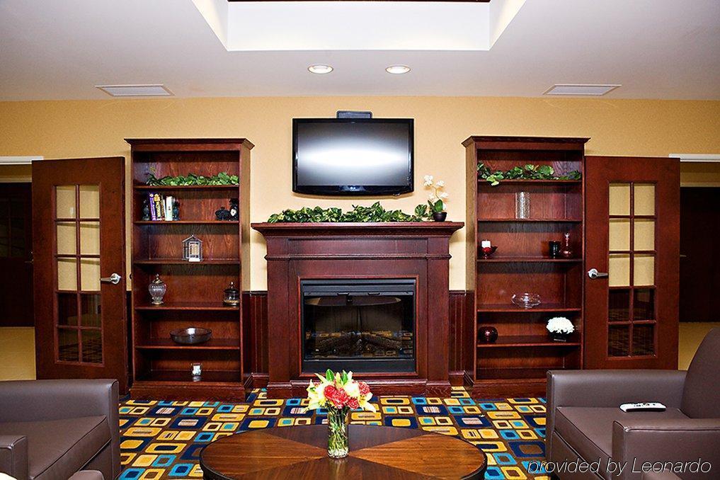 Holiday Inn Express & Suites Youngstown West I 80, An Ihg Hotel Cameră foto