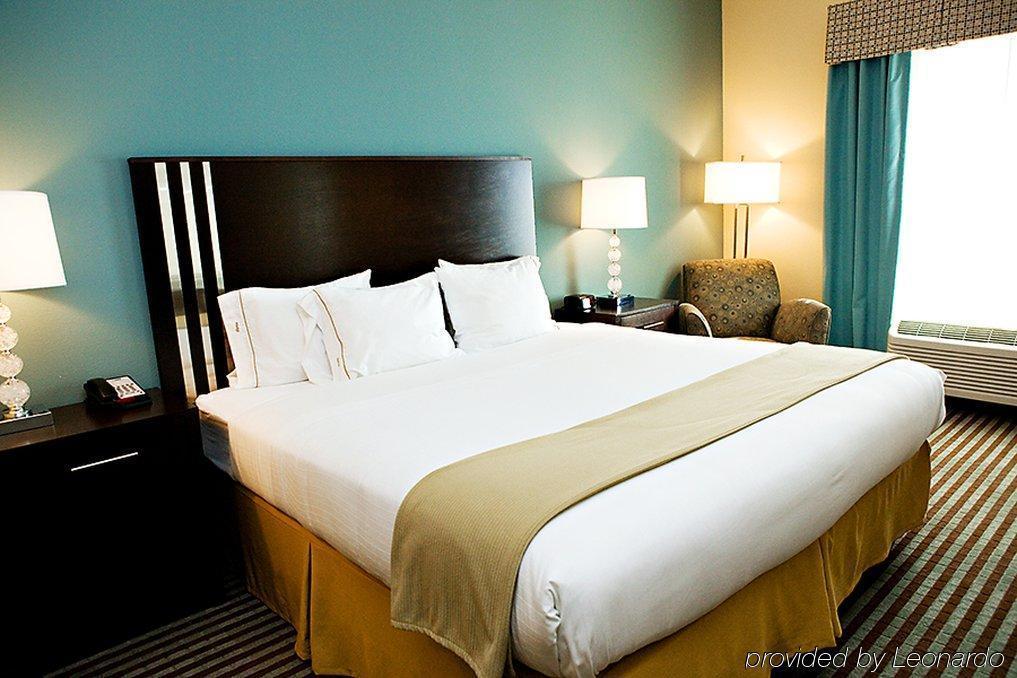 Holiday Inn Express & Suites Youngstown West I 80, An Ihg Hotel Cameră foto